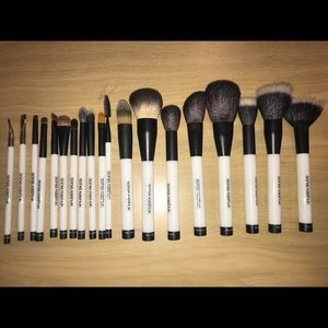 Sonia Kashuk 19 Piece Brush Set
